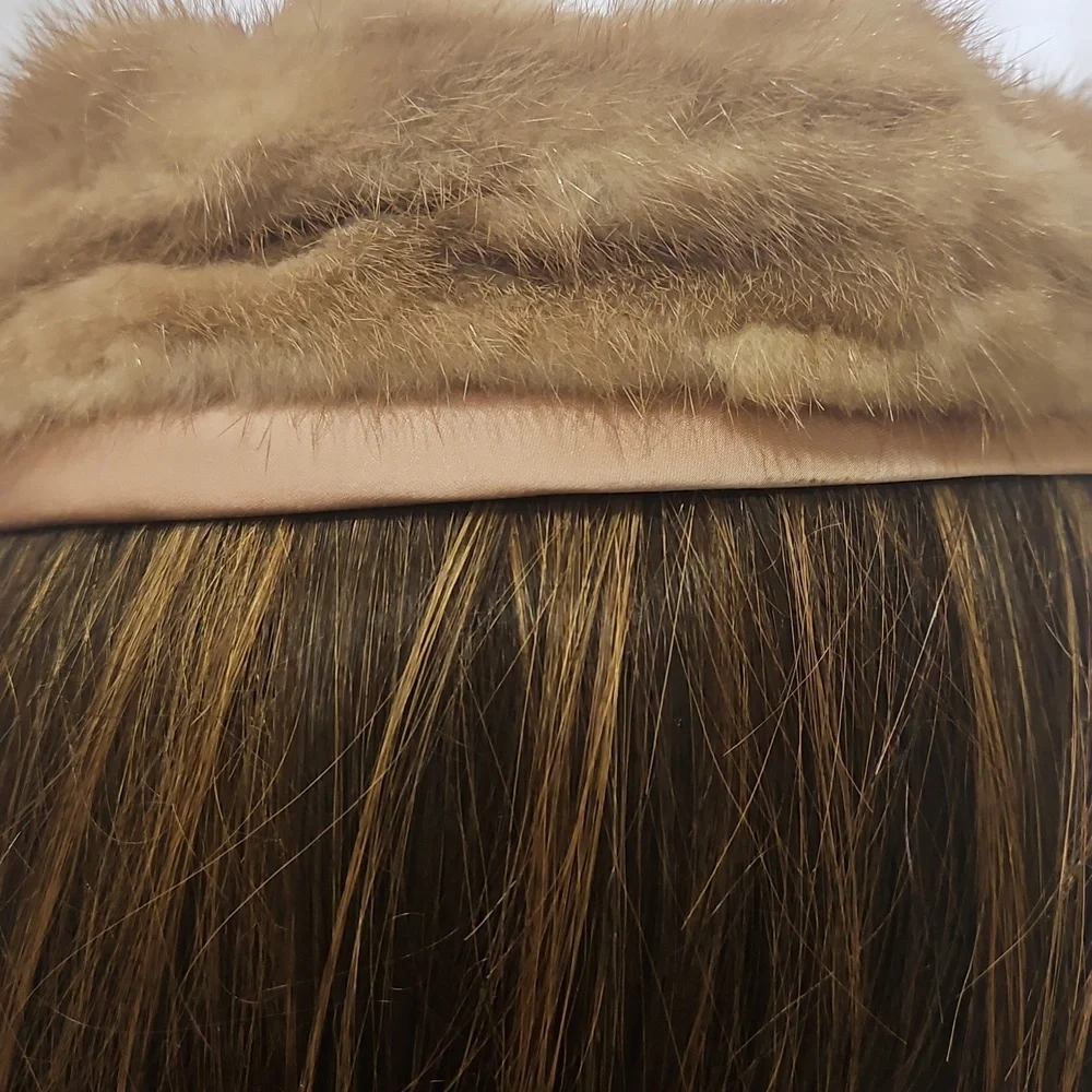 VINTAGE MINK FUR TAUPE AND MUTED BLUSH‎ MINK PILL BOX HAT - Picture 6 of 11